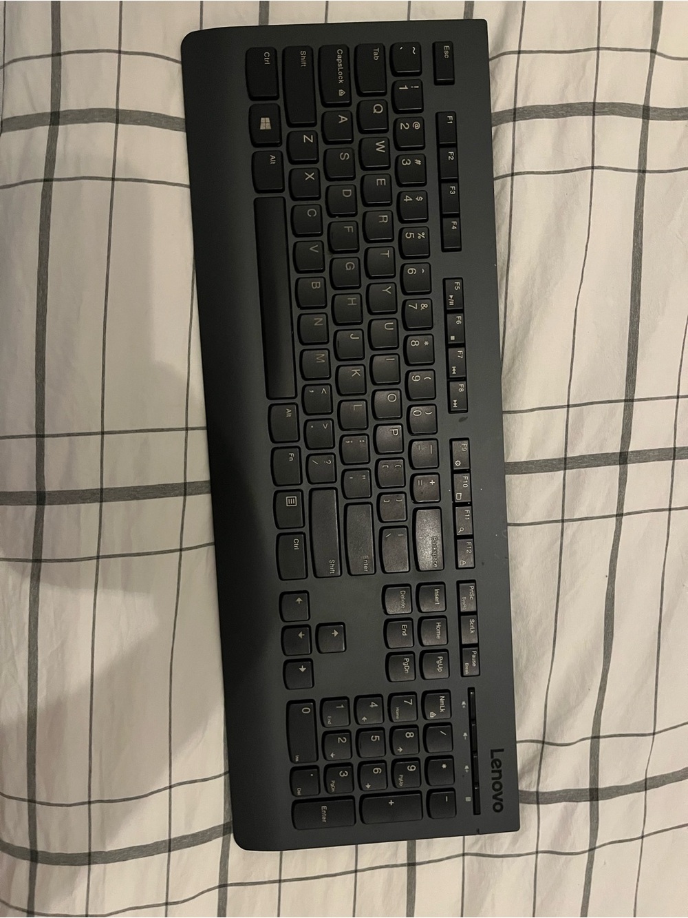Lenovo Black Wireless Full-Size Slim Keyboard